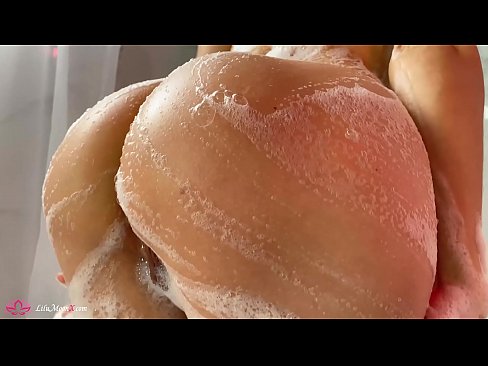 ❤️ Brunette dushda kuchli orgazm uchun vibrator bilan mushukni onanizm qiladi Sifatli porno bizda uz.dreamlandpassionfever.ru ☑