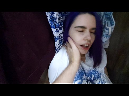 ❤️ Shkafda mening singlimni topib, unga yordam berdi Sifatli porno bizda uz.dreamlandpassionfever.ru ☑